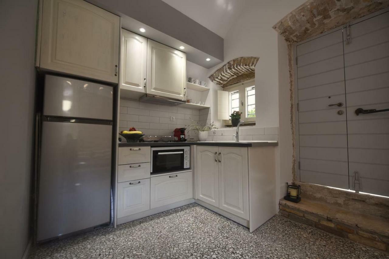 Yiasemi Corfu Luxury Studio ภายนอก รูปภาพ